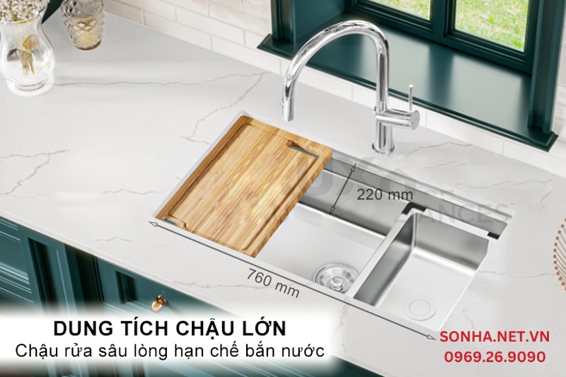 Dung tích lớn s&acirc;u lòng hạn ch&ecirc;́ bắn nước
