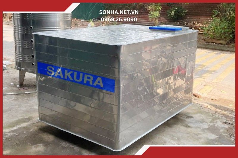 Hình ảnh lắp đặt bể vuông đặt nổi inox Sakura 700L
