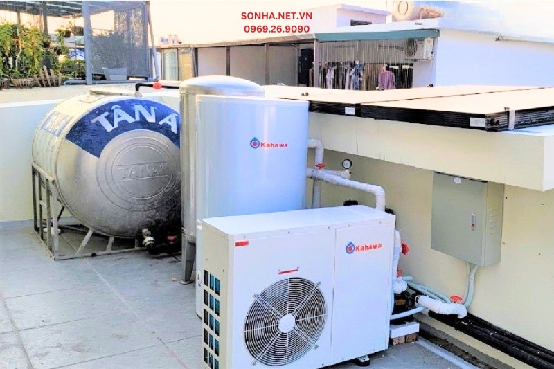 Lắp đặt hệ thống nước n&oacute;ng trung t&acirc;m heat pump t&aacute;ch rời