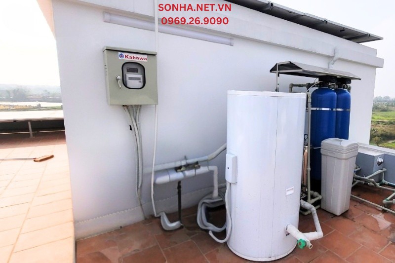 Lắp đặt máy bơm nhiệt nước nóng trung tâm Kahawa tại nhà khách hàng