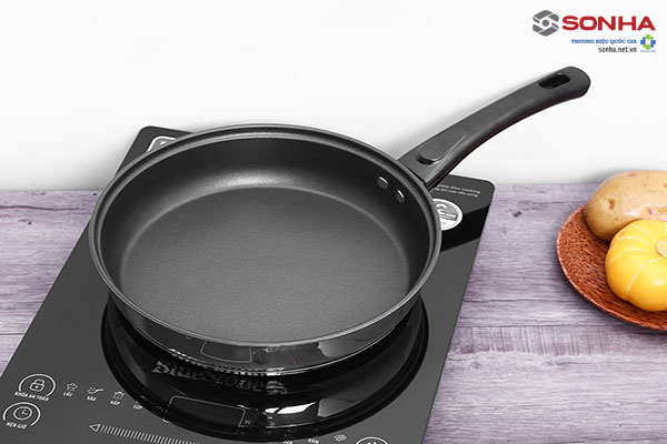 Bộ dụng cụ nhà bếp inox chảo chống dính inox